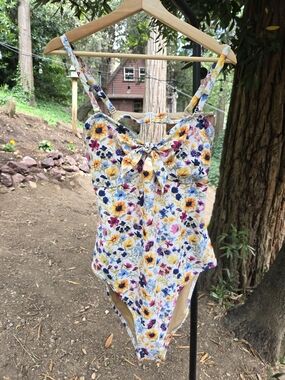 Boho Wildflower Floral One-Piece Swimsuit with Tie Front Size XL